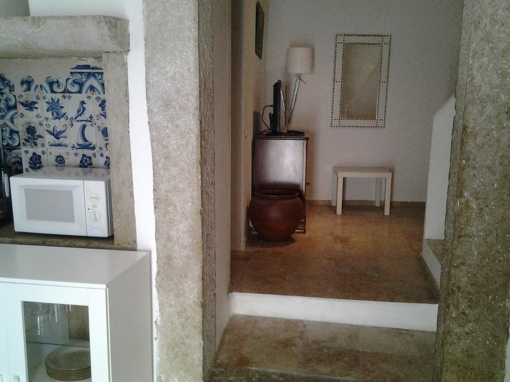 Typical Small House Near Lisbon オエイラス 部屋 写真